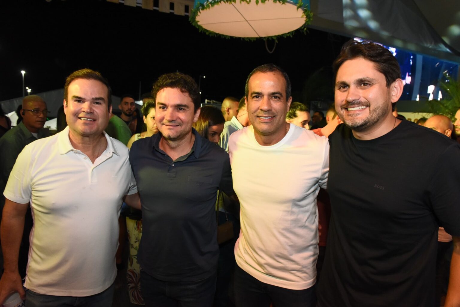 Capa: Ministros participam da segunda noite do Festival Virada Salvador e elogiam organização do evento