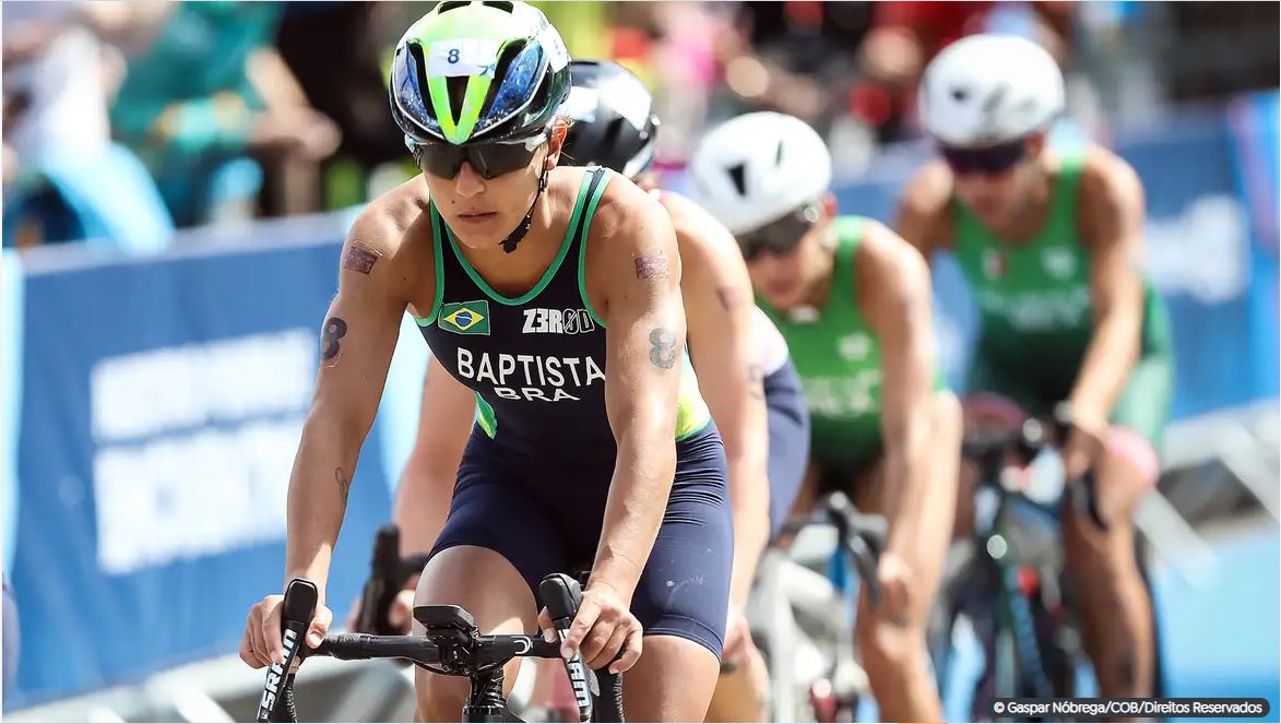 Capa: Triatleta Luisa Baptista sofre acidente e está em estado grave