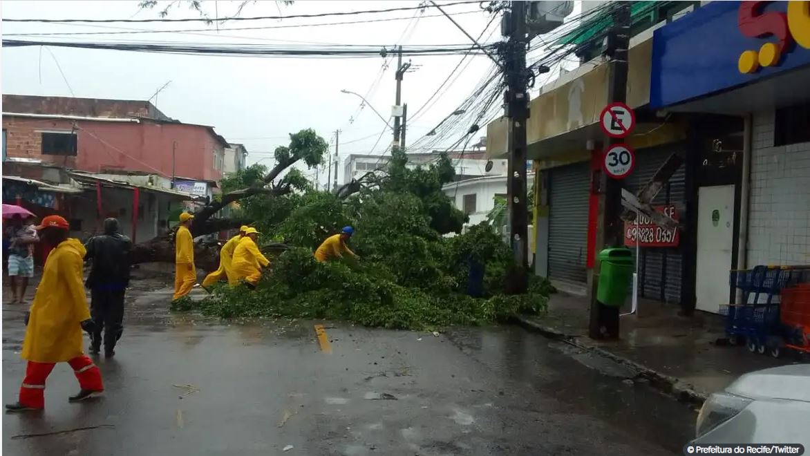 Capa: Nordeste terá chuvas volumosas até sexta-feira, alerta Inmet