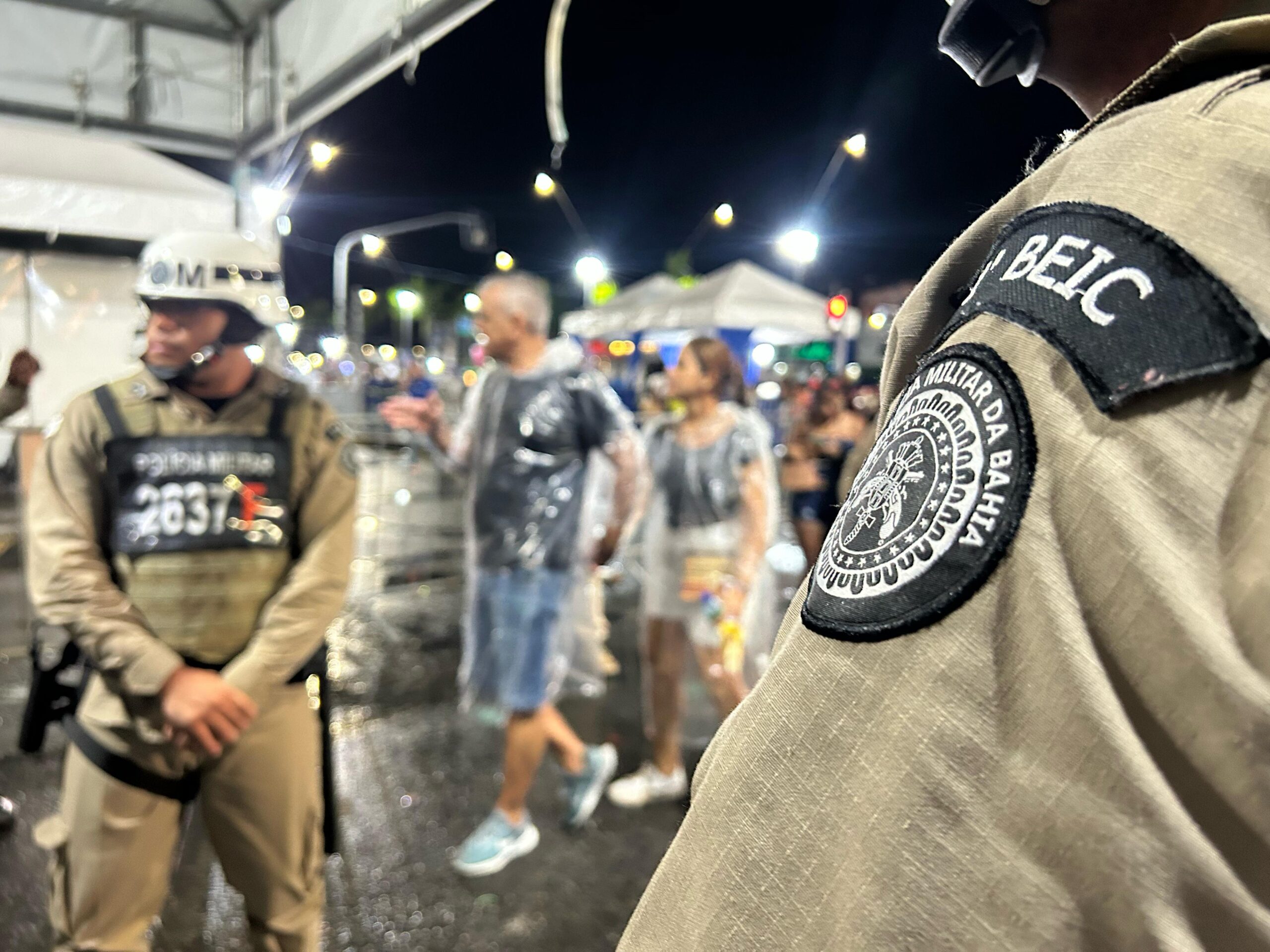 Capa: Polícia captura foragidos na Micareta de Feira