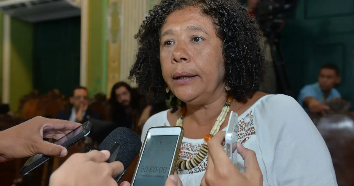 Capa: Vereadora propõe “Dia da Prostituta” em Salvador