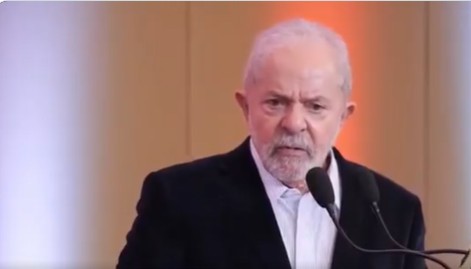 Capa: Lula sancionou lei que condenou Leo Lins, mas criticou politicamente correto em 2022