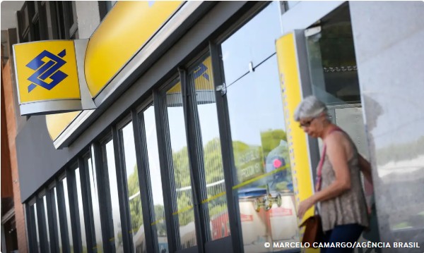 Capa: Corpus Christi: bancos não terão atendimento presencial ao público