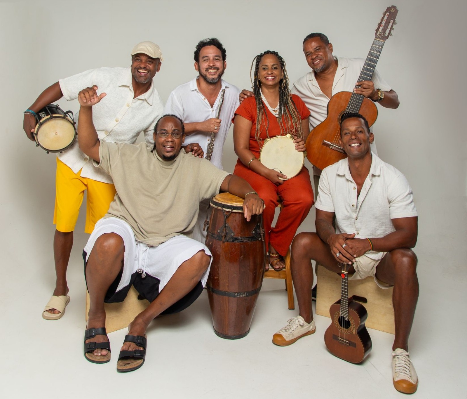 Capa: Roda de samba do Grupo Botequim movimenta o Santo Antônio Além do Carmo nesta sexta-feira (8)