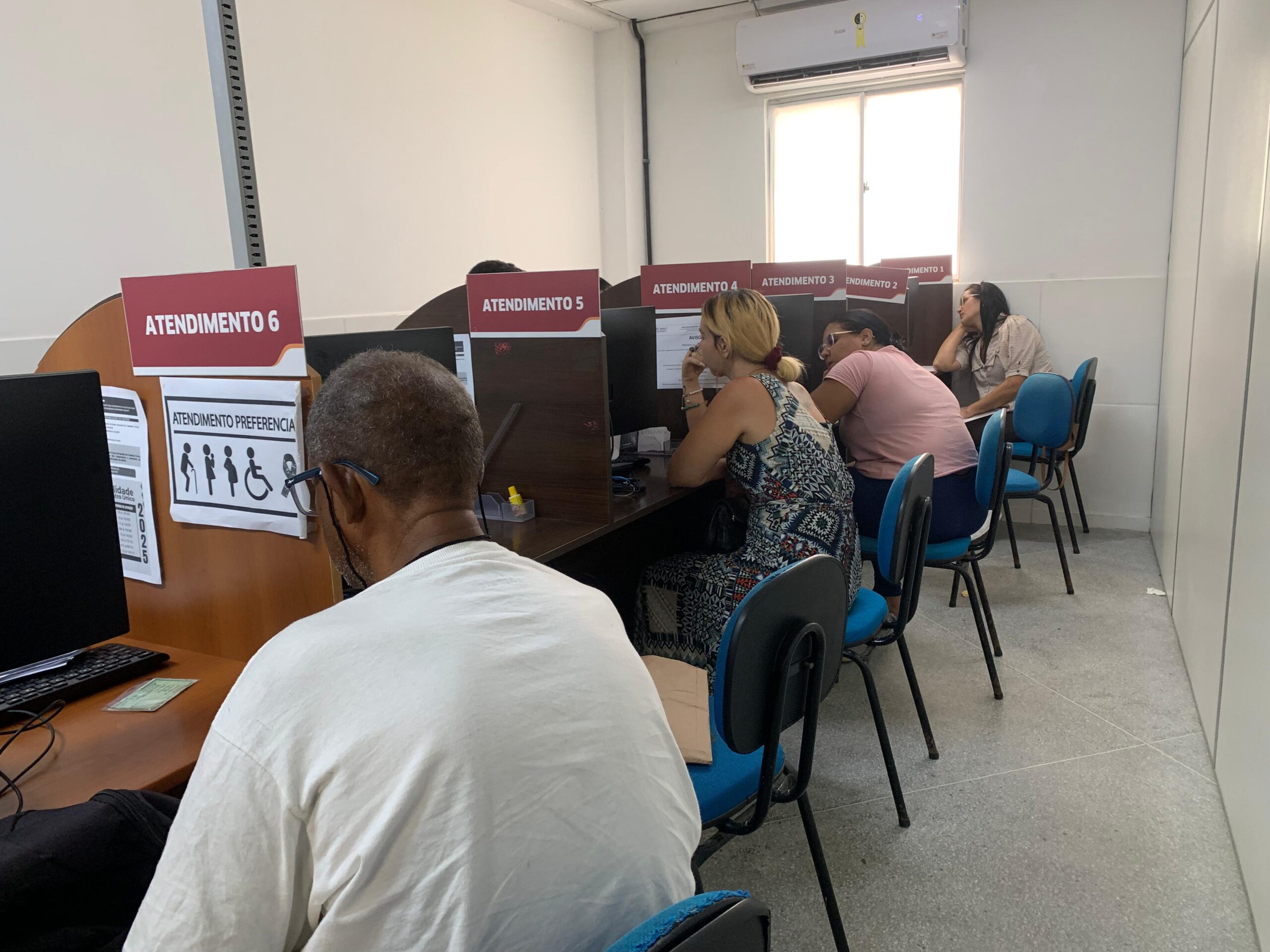 Capa: Prefeitura de Lauro de Freitas realiza mutirão para atender beneficiários com BPC bloqueado