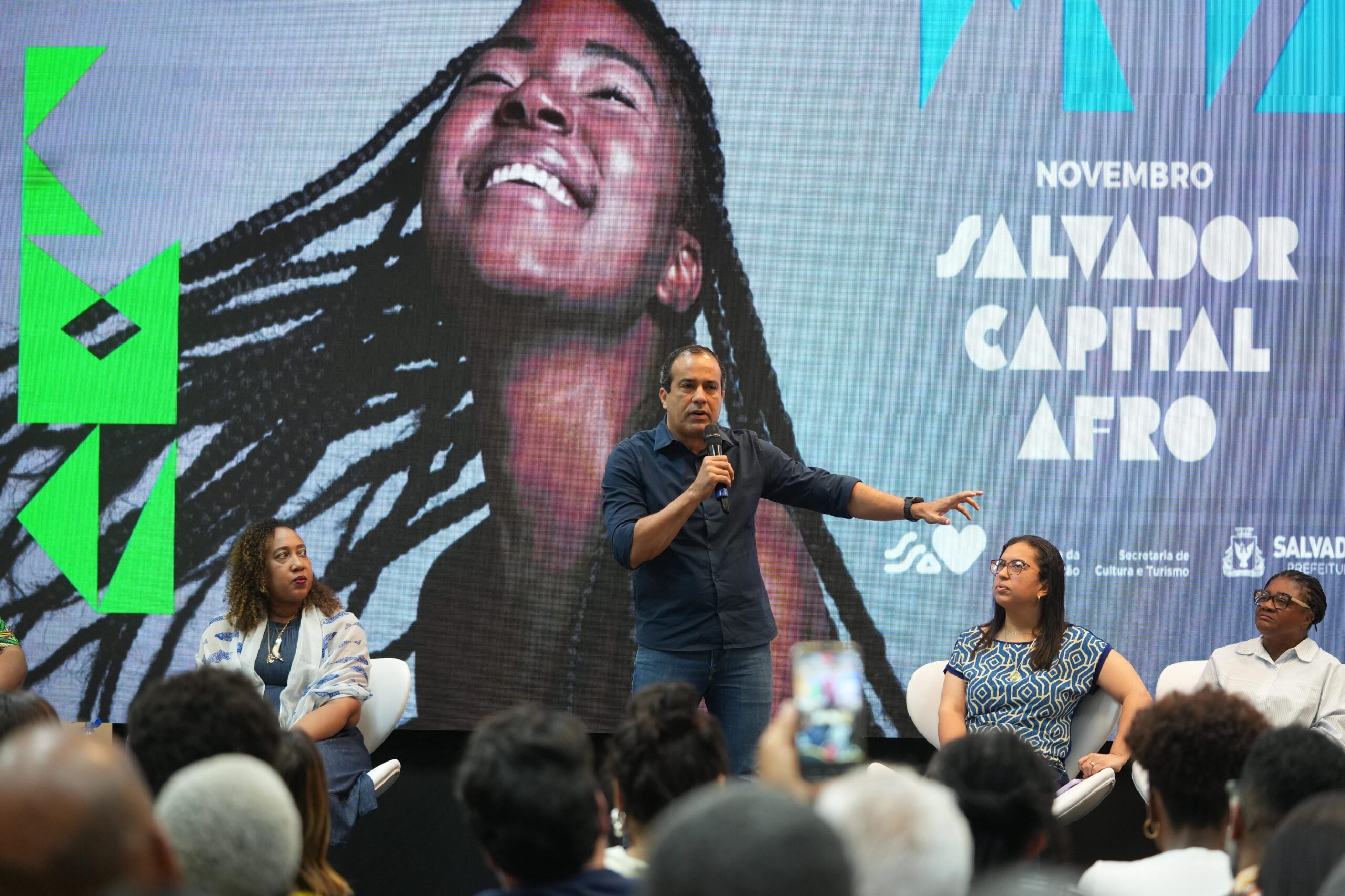Capa: Novembro Salvador Capital Afro terá show de Léo Santana e eventos por toda cidade durante 40 dias de programação