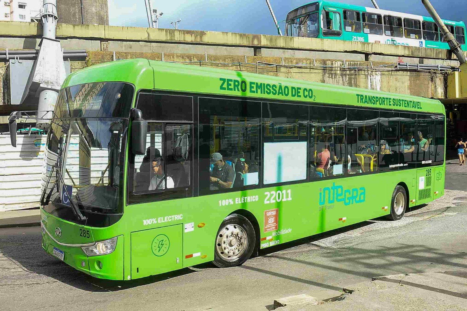 Capa: Salvador é única cidade da América Latina entre as 11 do mundo que mais reduziram emissão de carbono, diz relatório