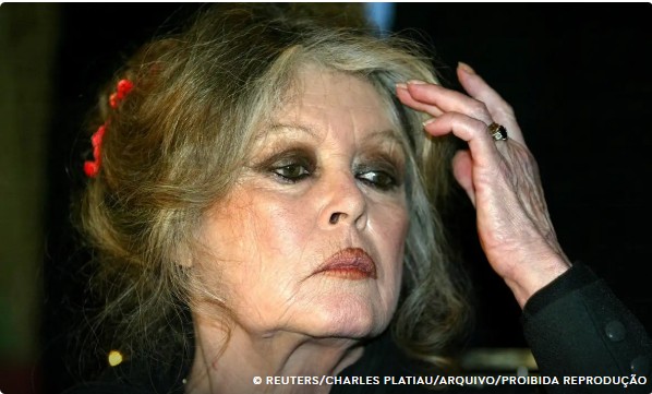 Capa: Morre a atriz Brigitte Bardot, musa do cinema francês