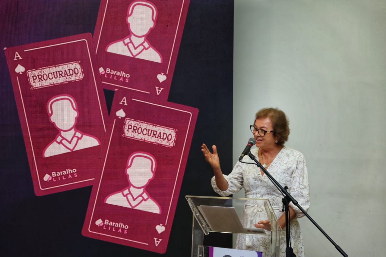 Capa: Bahia lança Baralho Lilás e amplia busca por foragidos por crimes contra mulheres