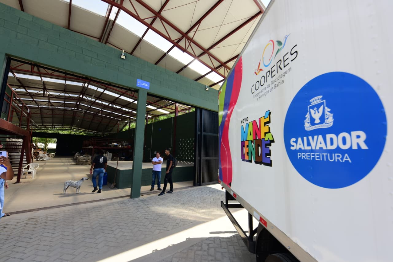 Capa: Prefeitura de Salvador entrega 63 habitações, central de recicláveis e autoriza construção de arena aquática no Subúrbio