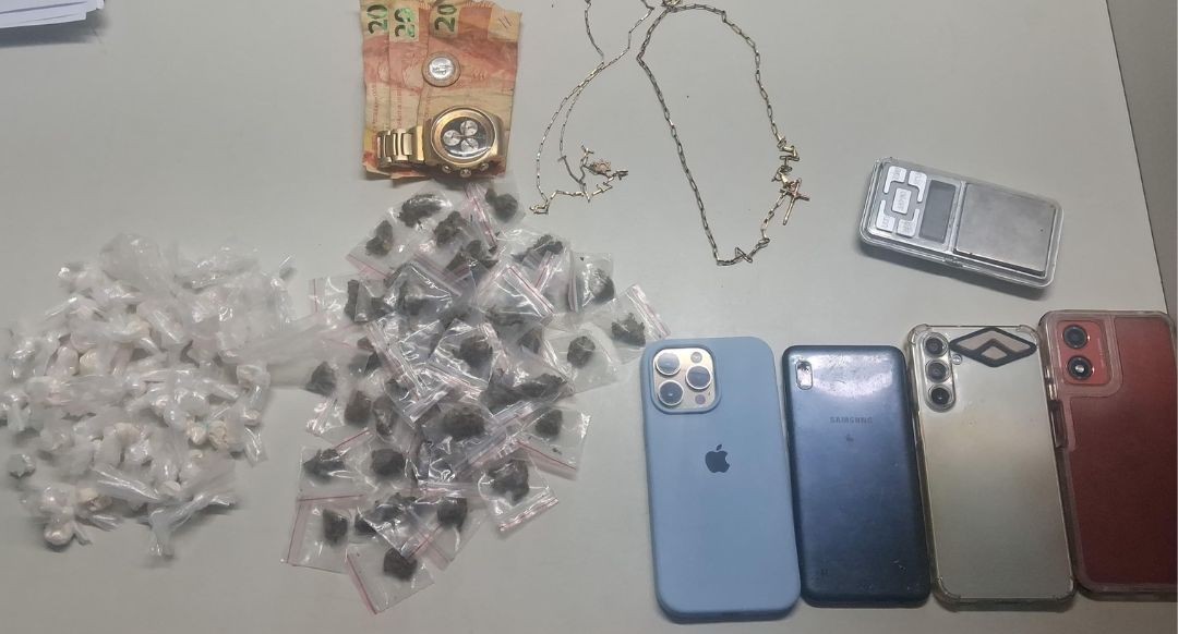 Capa: Polícia Militar prende homem por tráfico de drogas no Uruguai