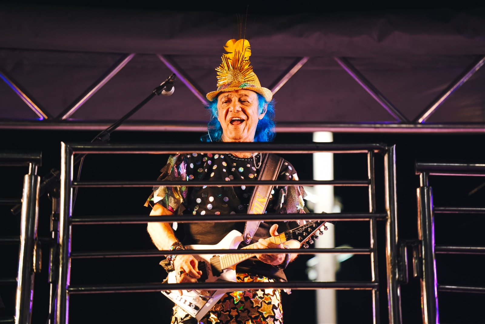 Capa: Armandinho, Dodô e Osmar celebra 75 anos do trio elétrico com desfile sustentável no Circuito Barra-Ondina