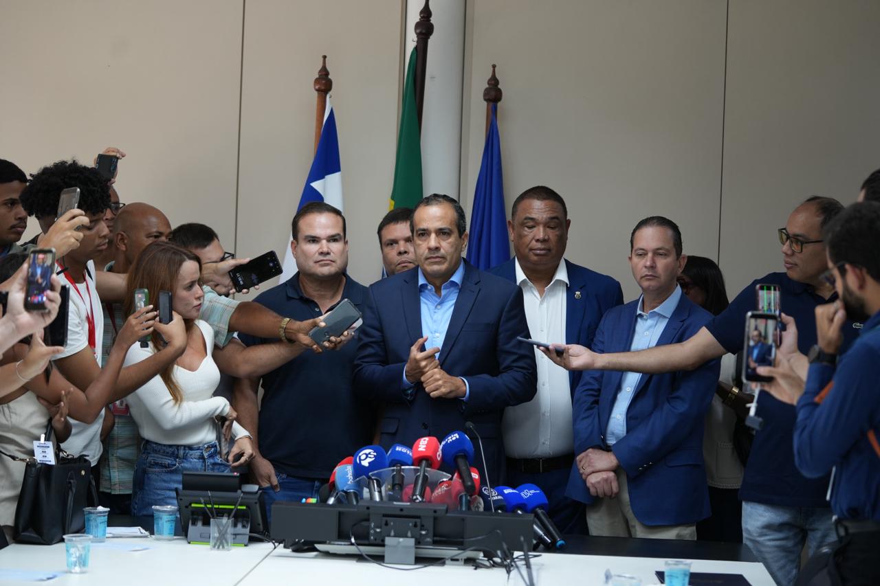 Capa: Salvador: prefeito Bruno Reis anuncia mudanças em três secretarias municipais