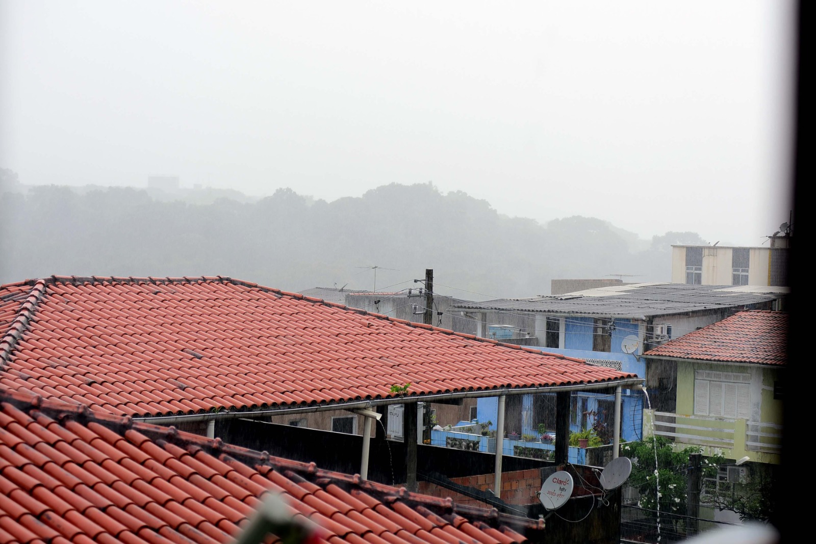 Capa: Chuvas em Salvador: nível é de Atenção com precipitações em torno de 140mm nas últimas 72 horas