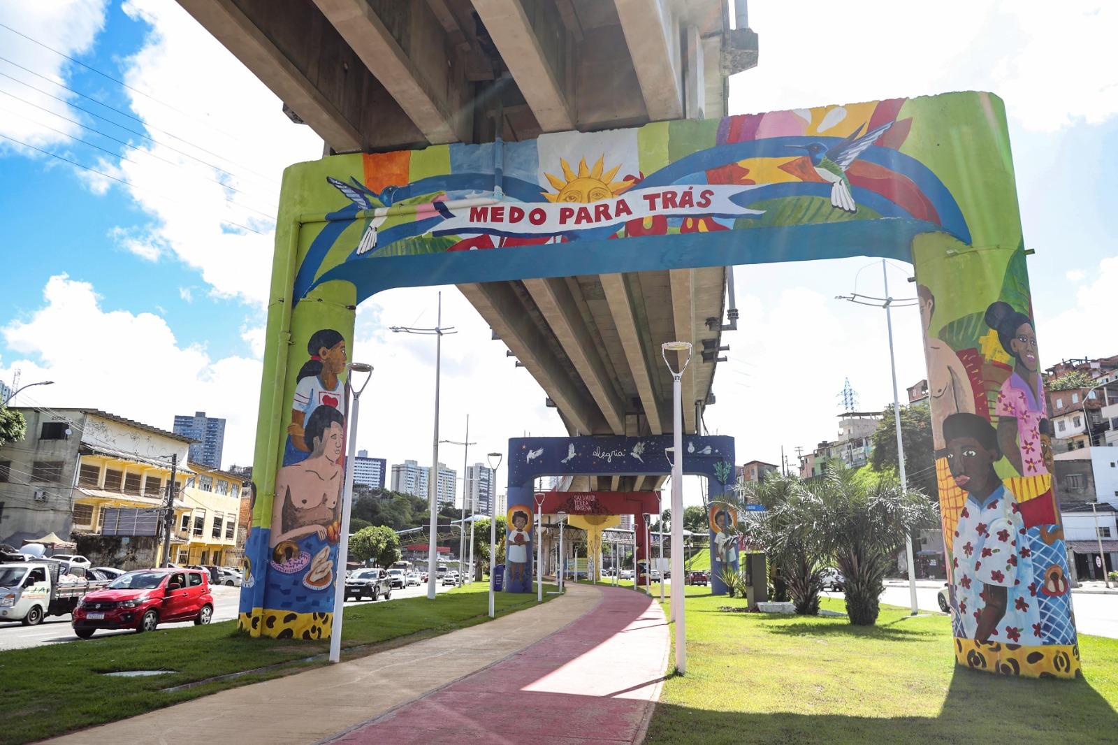 Capa: Pilares da Cidade: circuito de arte pública em revitalização da Av. Bonocô é implantado em Salvador