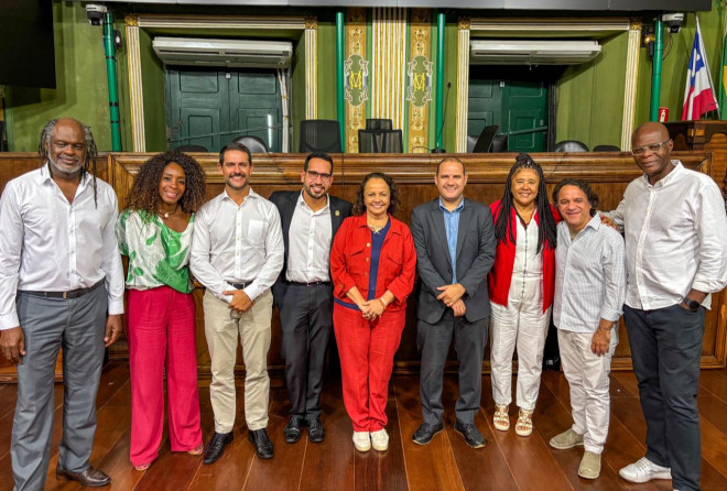 Capa: Oposição na Câmara de Salvador defende vereador Sílvio Humberto de acusações feitas por ex-assessora