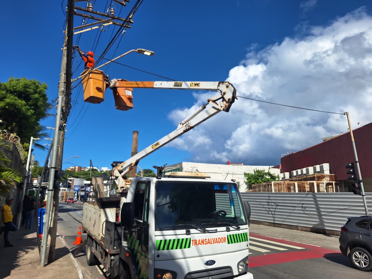 Capa: Semáforos vandalizados geram mais de R$ 1 milhão de prejuízo em Salvador