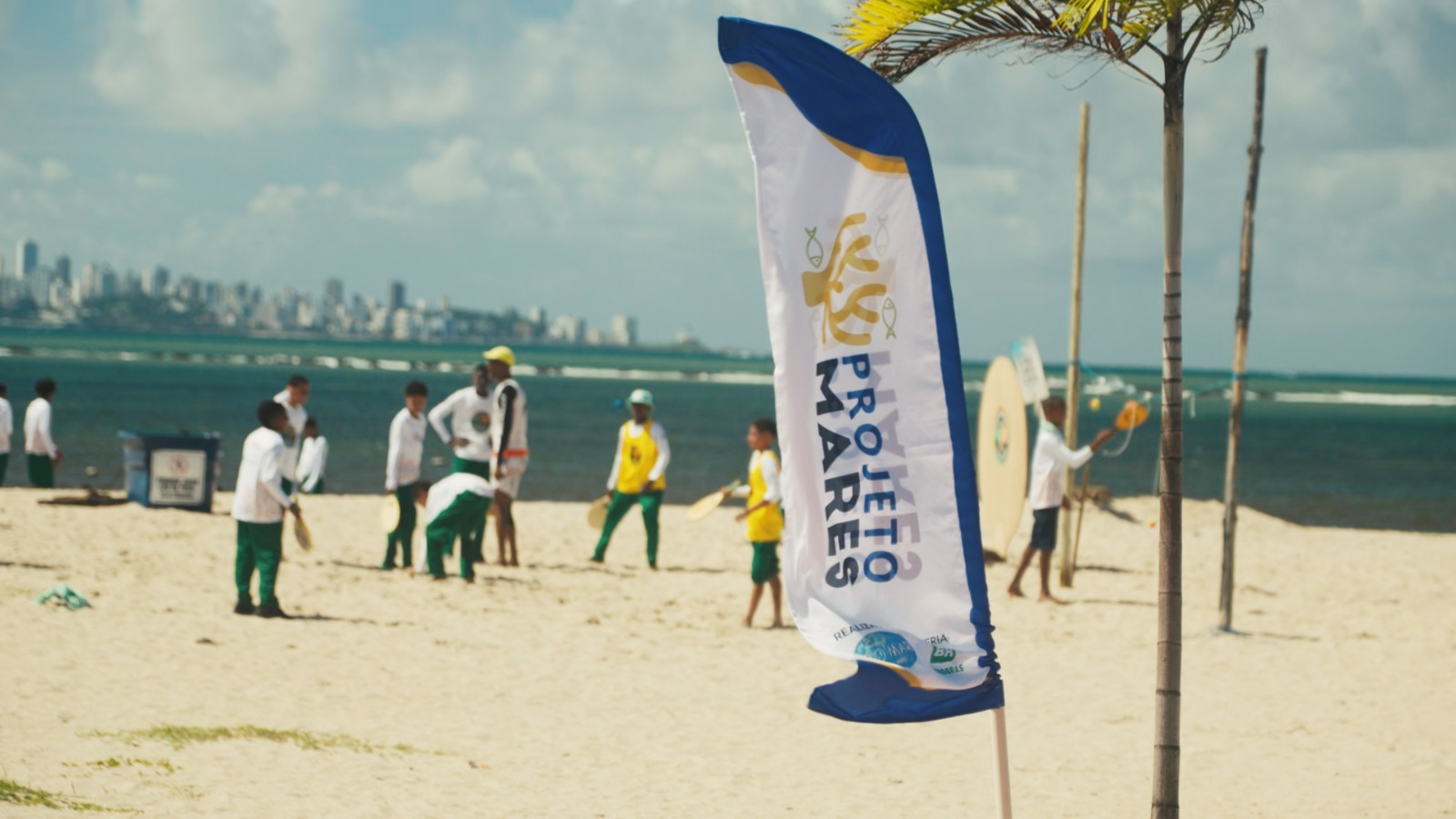 Capa: Semana do Meio Ambiente: Projeto Mares promove ações ambientais em Vera Cruz e Salvador