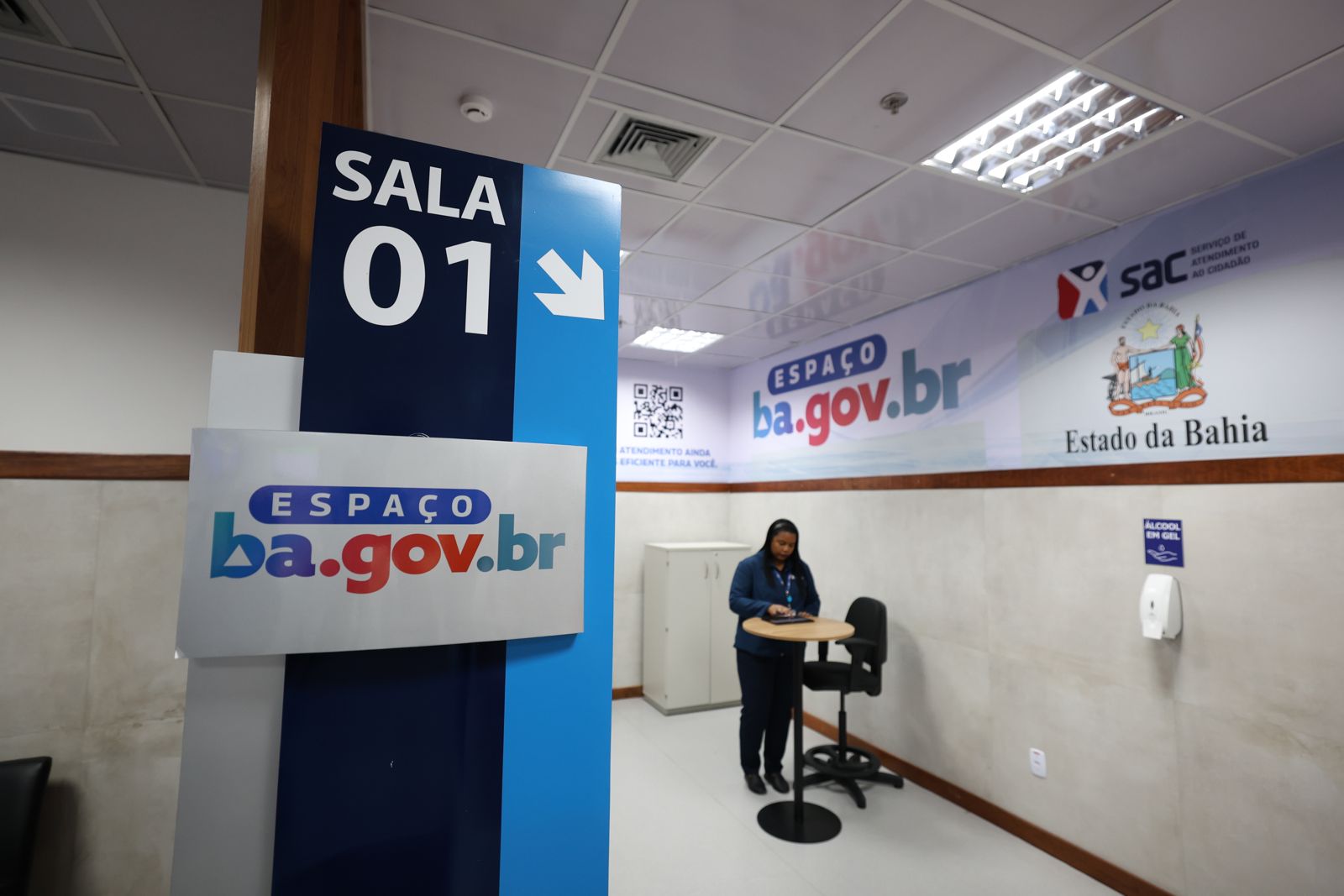 Capa: Balcão GOV.BR, no SAC Rodoviária, amplia acesso dos baianos a serviços digitais