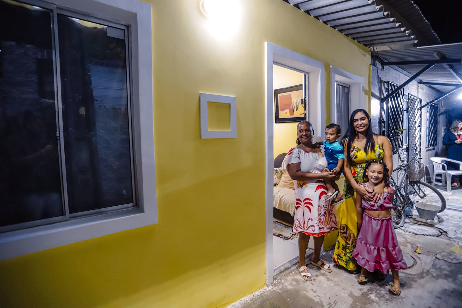 Capa: Morar Melhor entrega 100 casas reformadas em Paripe