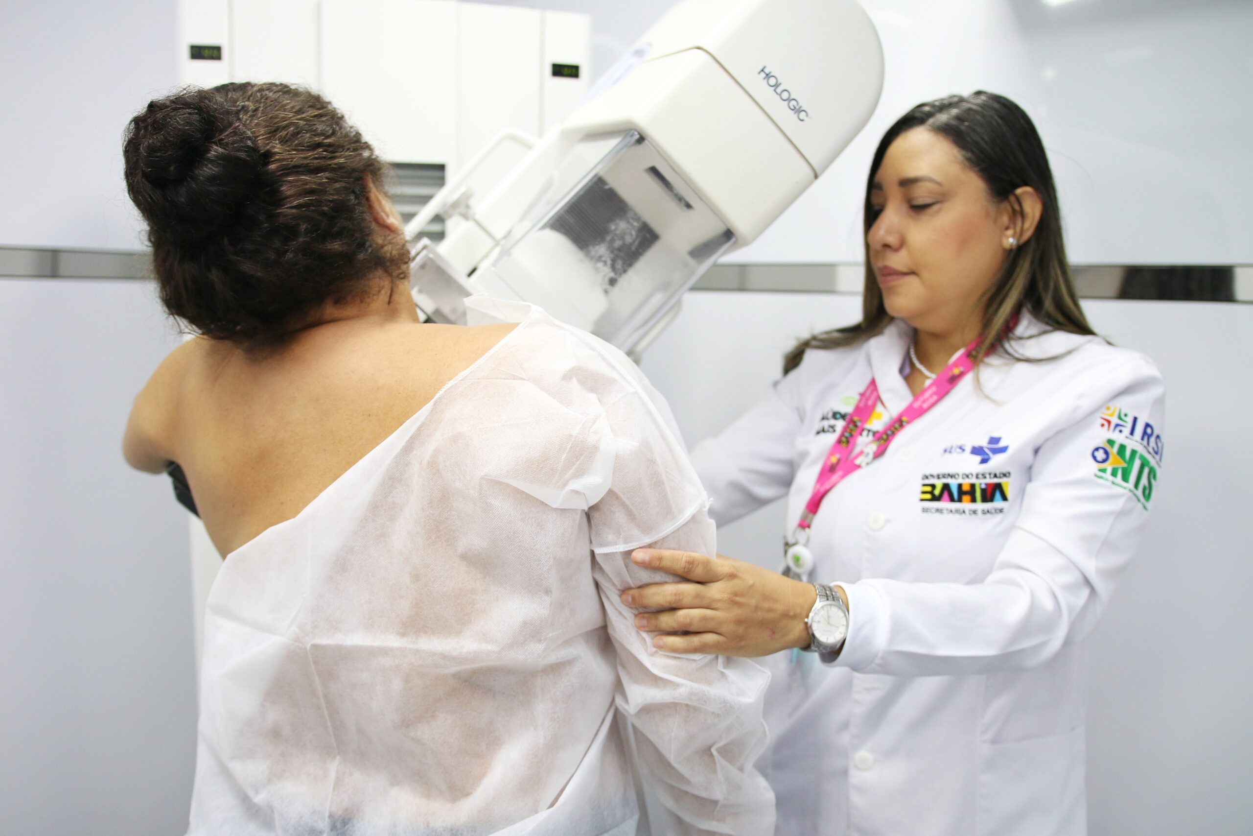 Capa: Outubro Rosa: Sesab abre agendamento para mamografias em Salvador a partir desta terça-feira