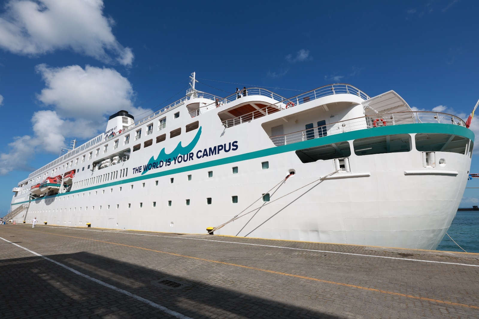 Capa: Bahia inicia Temporada de Cruzeiros 2026/2027; expectativa é receber 180 mil turistas
